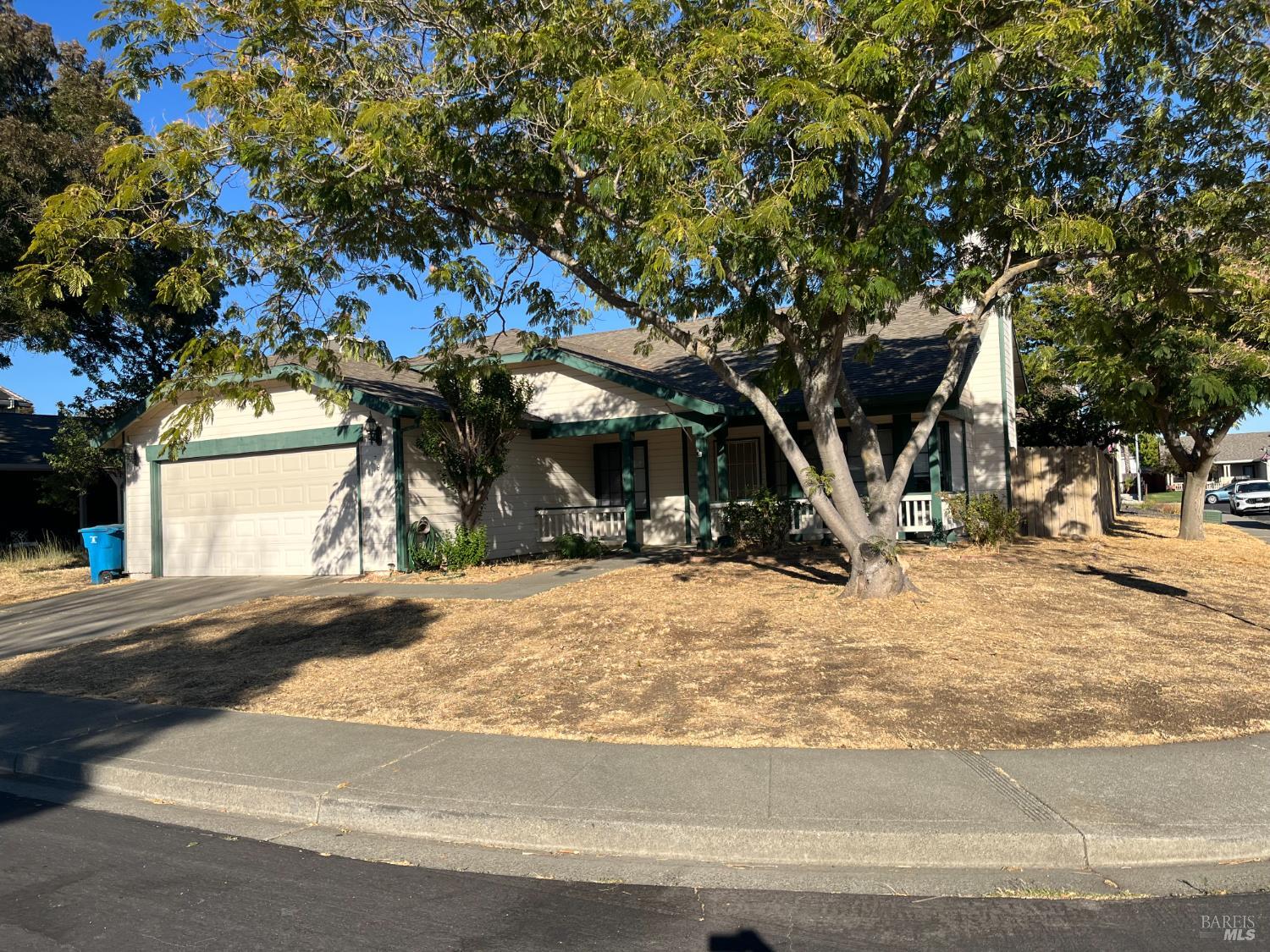 Detail Gallery Image 2 of 23 For 791 Cookson St, Vacaville,  CA 95687 - 3 Beds | 2 Baths