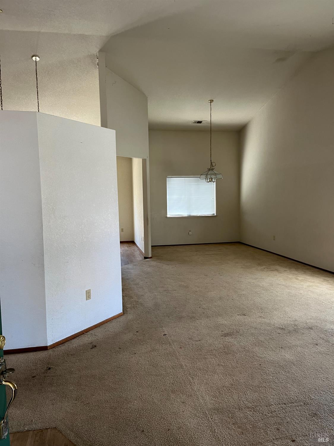 Detail Gallery Image 6 of 23 For 791 Cookson St, Vacaville,  CA 95687 - 3 Beds | 2 Baths