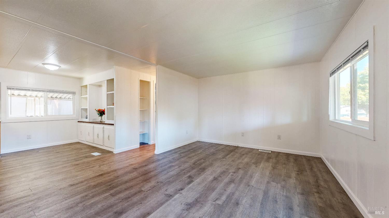 Detail Gallery Image 15 of 50 For 121 Pamplona Ct, Rohnert Park,  CA 94928 - 3 Beds | 2 Baths