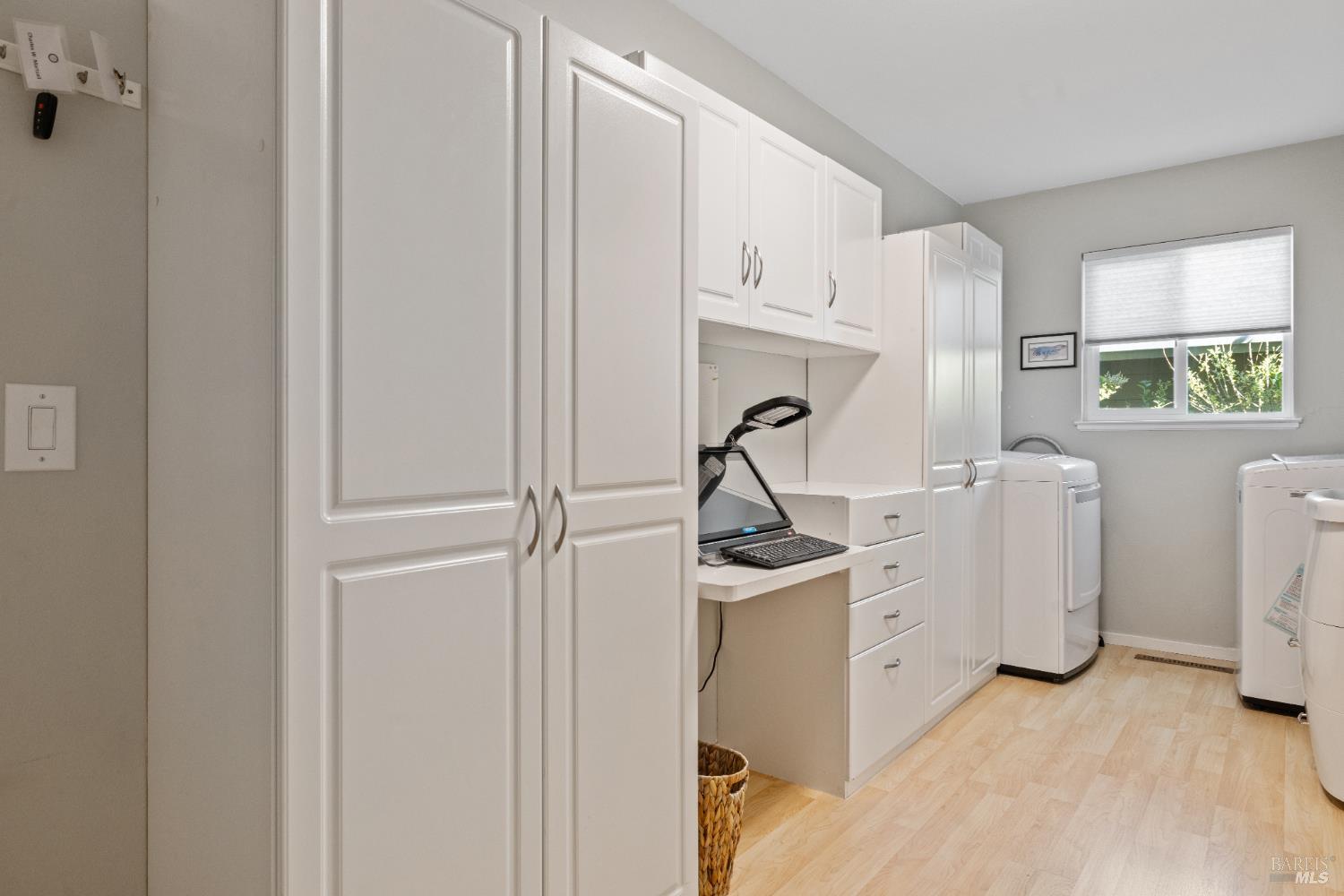 Detail Gallery Image 27 of 63 For 319 Laurel Leaf Pl, Santa Rosa,  CA 95409 - 3 Beds | 2 Baths