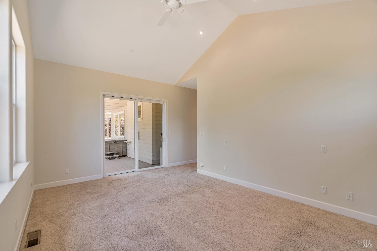 Detail Gallery Image 22 of 56 For 7842 Joyce Dr, Sebastopol,  CA 95472 - 4 Beds | 2/1 Baths