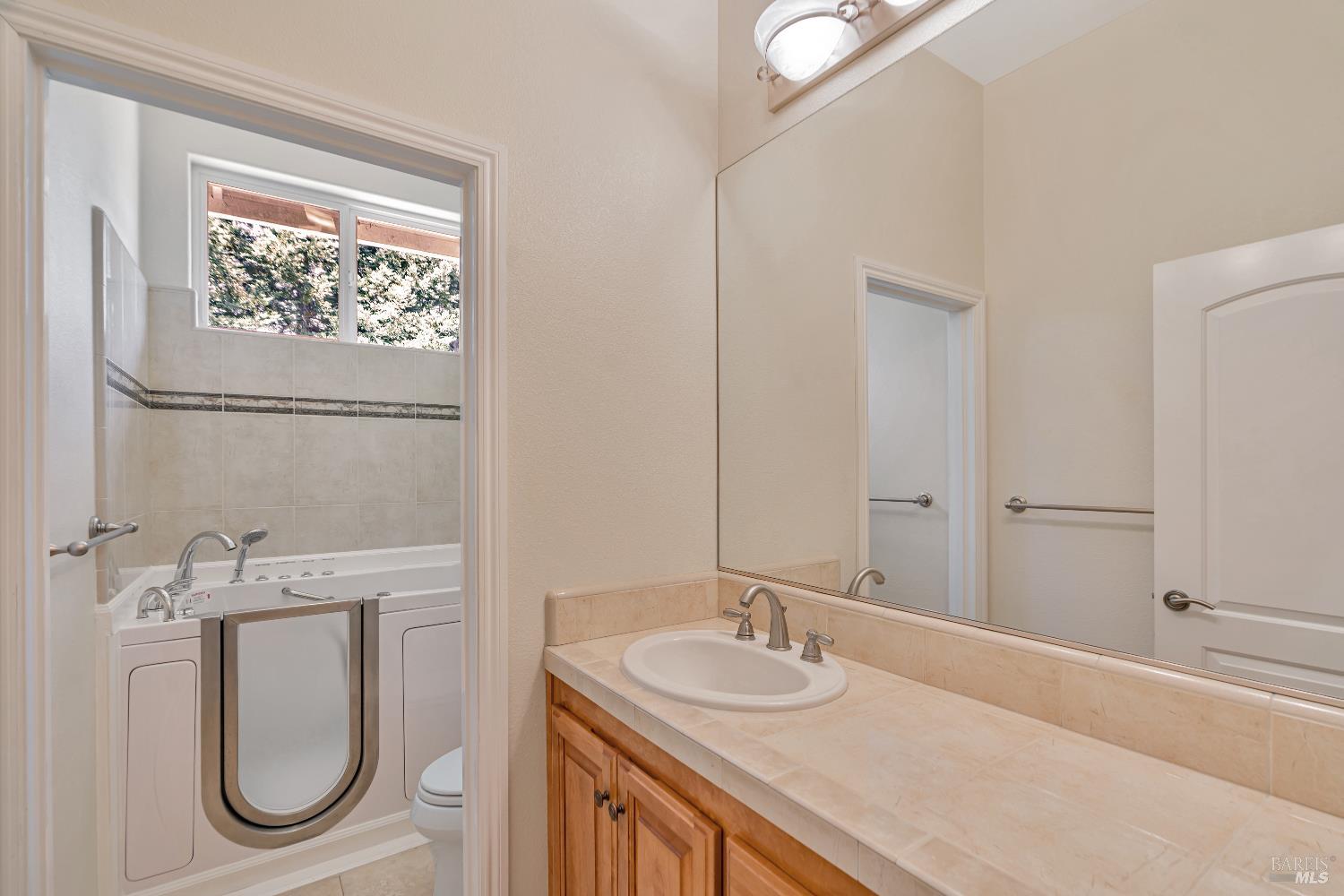 Detail Gallery Image 30 of 56 For 7842 Joyce Dr, Sebastopol,  CA 95472 - 4 Beds | 2/1 Baths