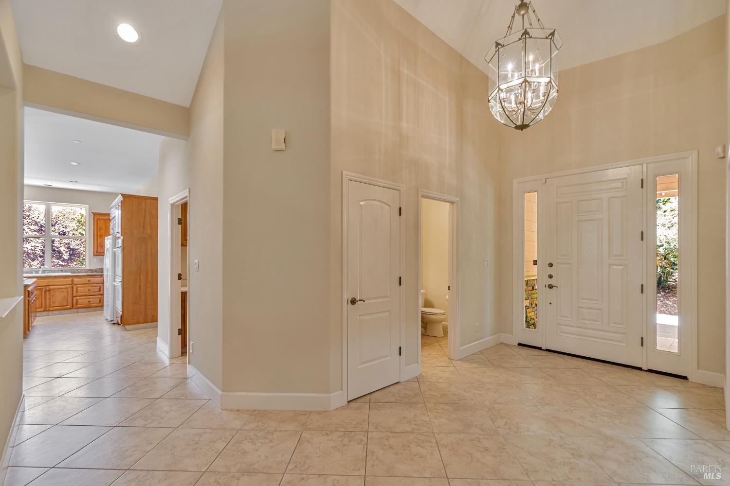 Detail Gallery Image 5 of 56 For 7842 Joyce Dr, Sebastopol,  CA 95472 - 4 Beds | 2/1 Baths