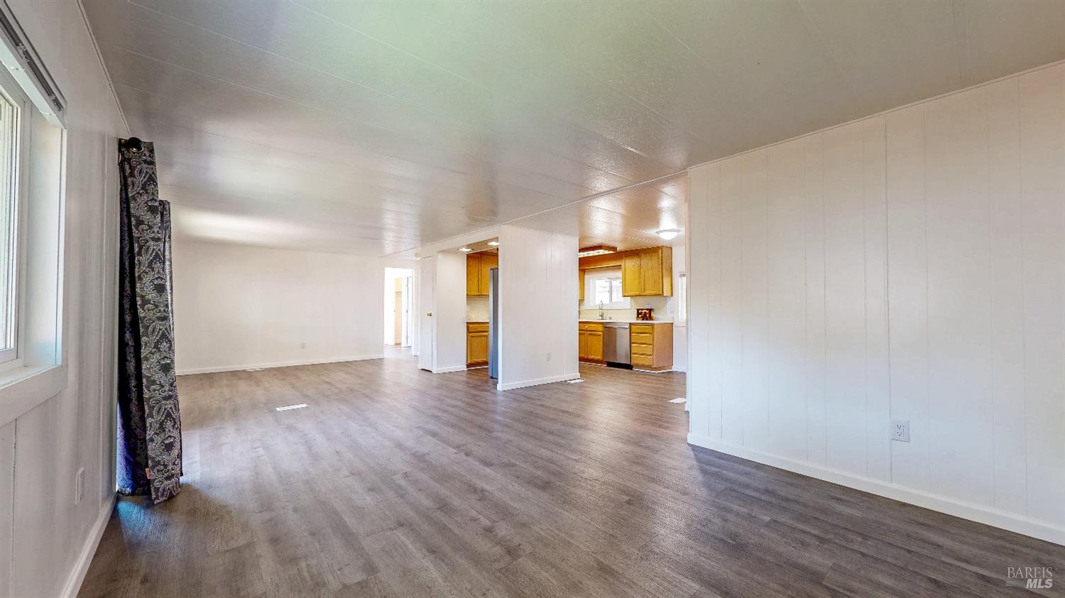 Detail Gallery Image 14 of 50 For 121 Pamplona Ct, Rohnert Park,  CA 94928 - 3 Beds | 2 Baths