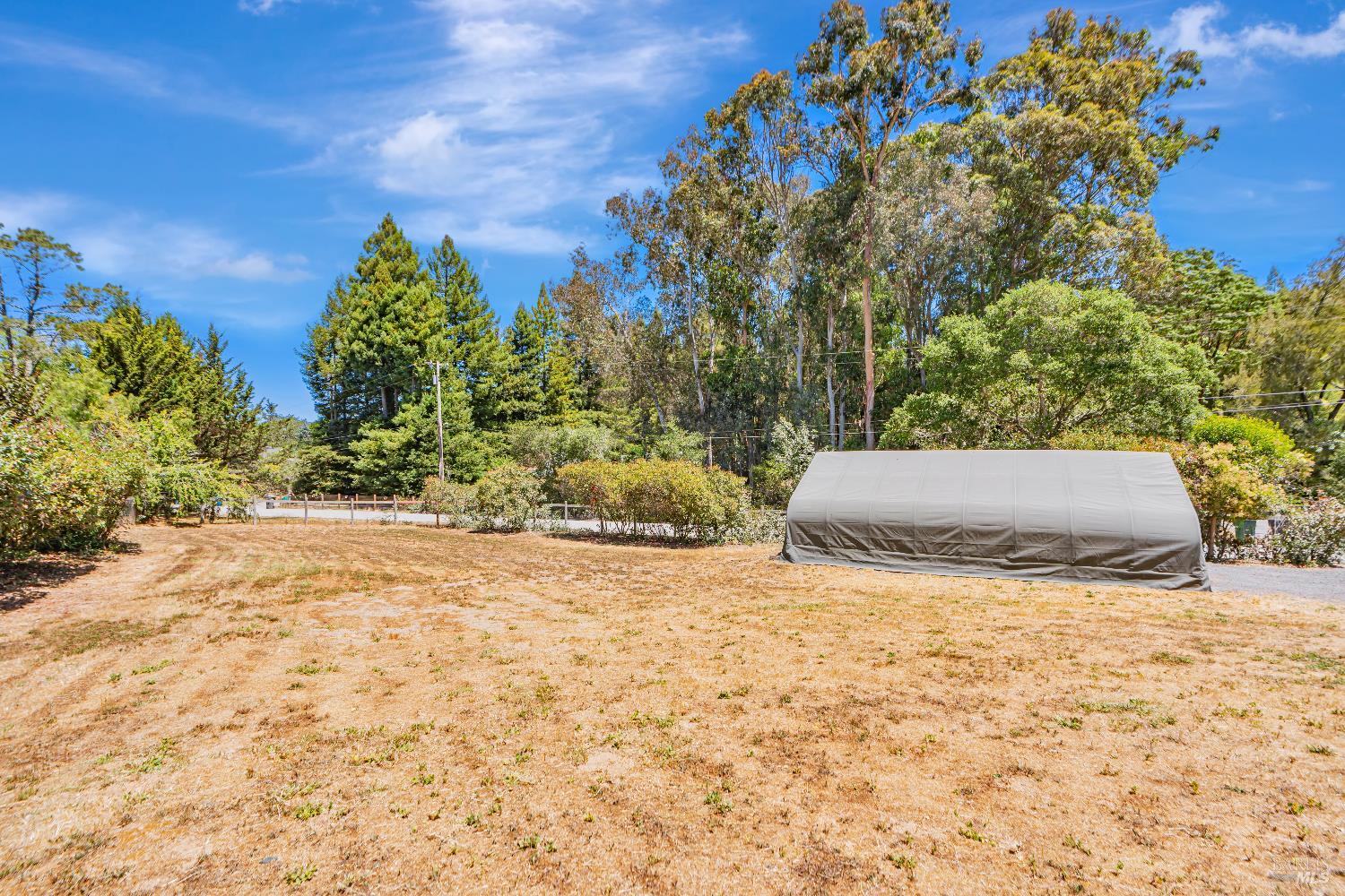 Detail Gallery Image 45 of 56 For 7842 Joyce Dr, Sebastopol,  CA 95472 - 4 Beds | 2/1 Baths
