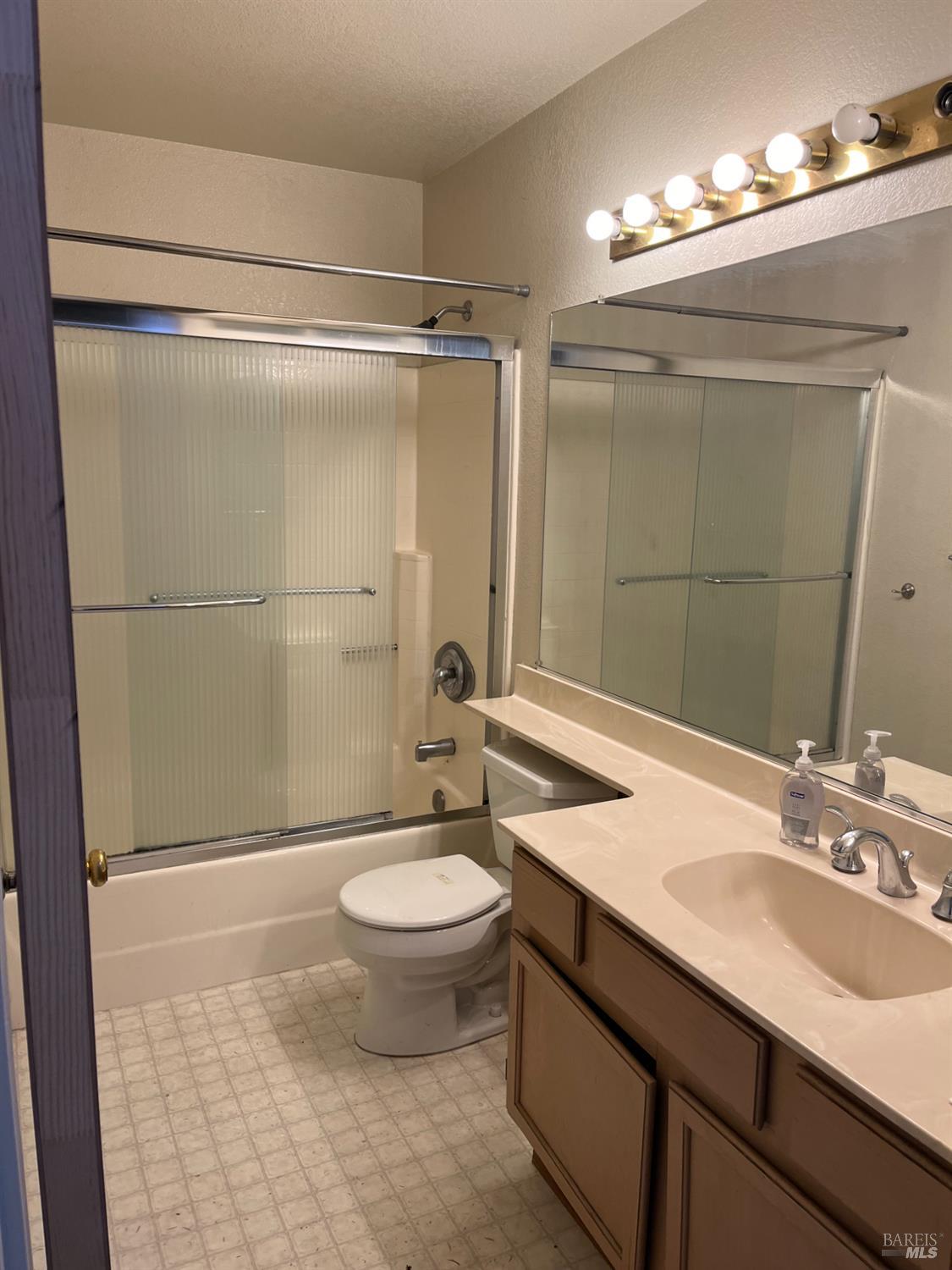Detail Gallery Image 11 of 23 For 791 Cookson St, Vacaville,  CA 95687 - 3 Beds | 2 Baths