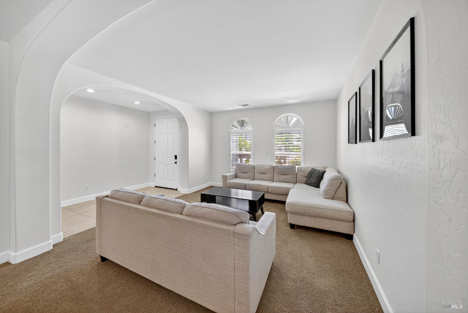 Detail Gallery Image 6 of 73 For 3034 W Clinton Ct, Visalia,  CA 93291 - 5 Beds | 3 Baths