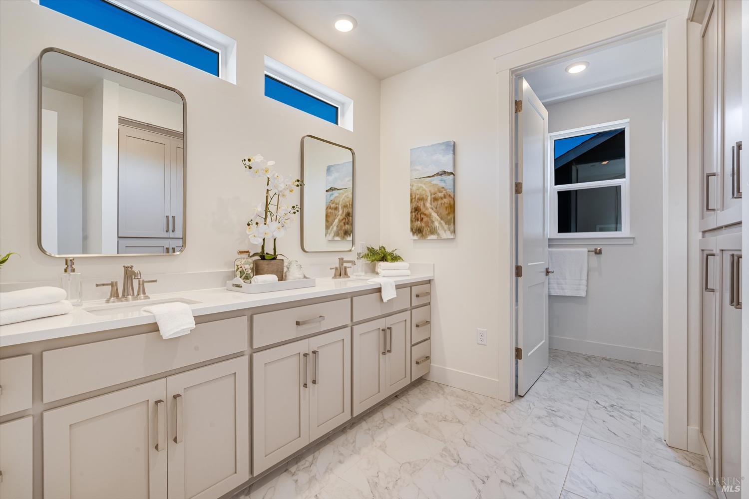 Detail Gallery Image 35 of 39 For 107 Grace Ln, Napa,  CA 94559 - 4 Beds | 3/1 Baths