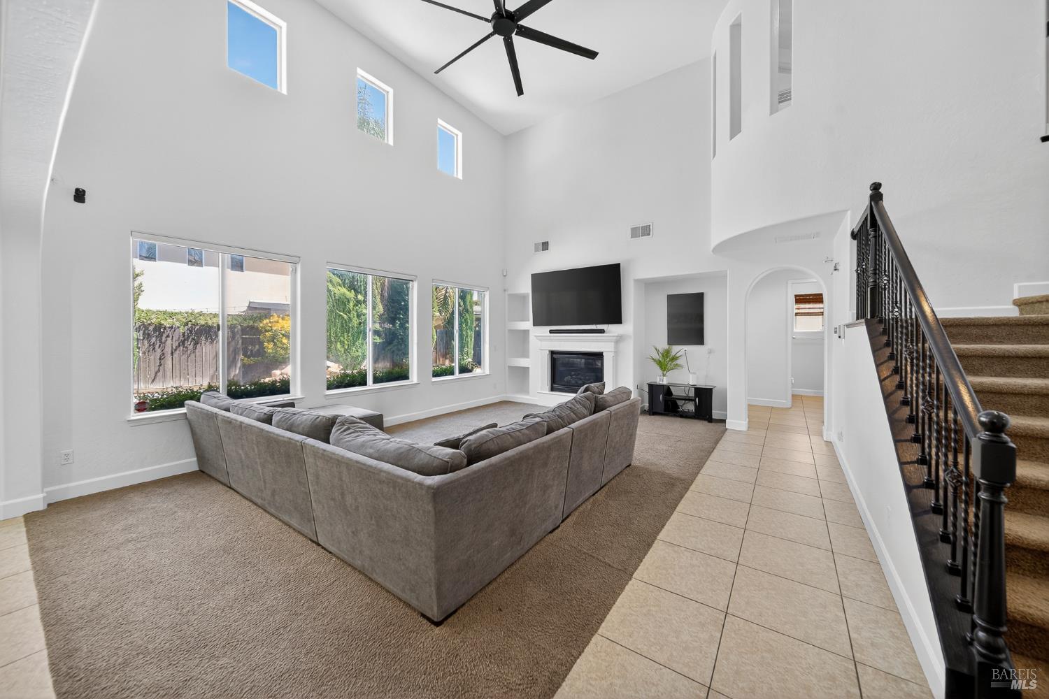 Detail Gallery Image 20 of 73 For 3034 W Clinton Ct, Visalia,  CA 93291 - 5 Beds | 3 Baths