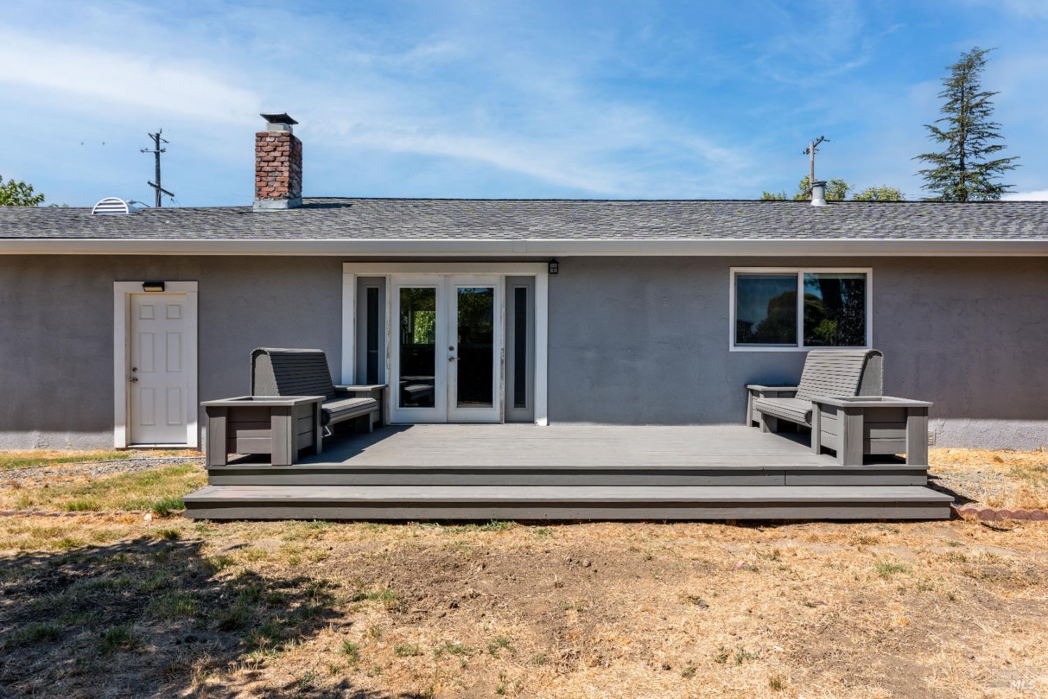 Detail Gallery Image 16 of 28 For 849 Yosemite Dr, Ukiah,  CA 95482 - 3 Beds | 2 Baths