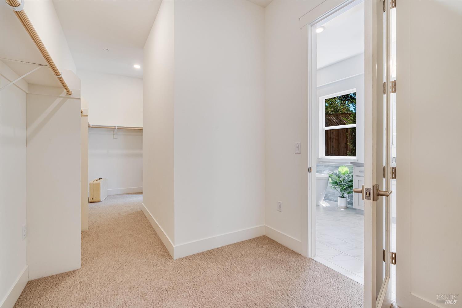 Detail Gallery Image 22 of 39 For 107 Grace Ln, Napa,  CA 94559 - 4 Beds | 3/1 Baths