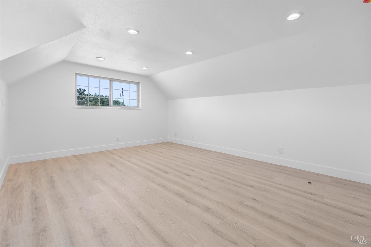 Detail Gallery Image 16 of 22 For 2213 Santa Fe Ct, Fairfield,  CA 94533 - 4 Beds | 2 Baths