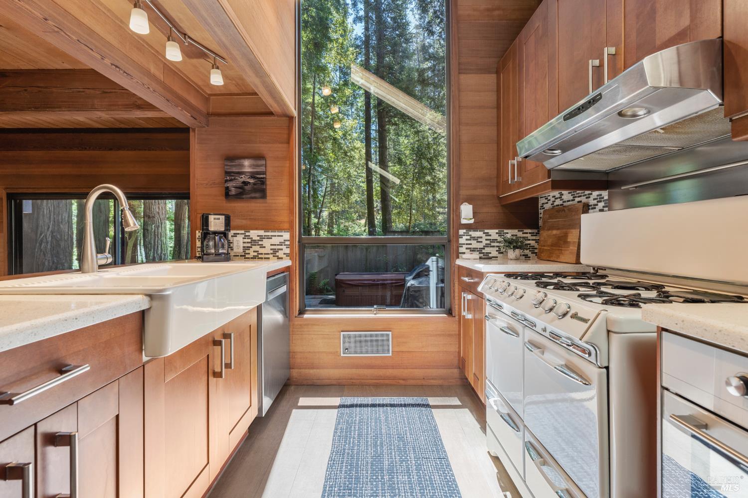 Detail Gallery Image 12 of 55 For 36419 East Ridge Rd, The Sea Ranch,  CA 95497 - 1 Beds | 2 Baths