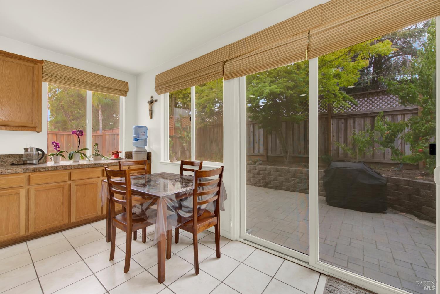 Detail Gallery Image 30 of 62 For 859 Liberty Dr, Napa,  CA 94559 - 4 Beds | 3 Baths