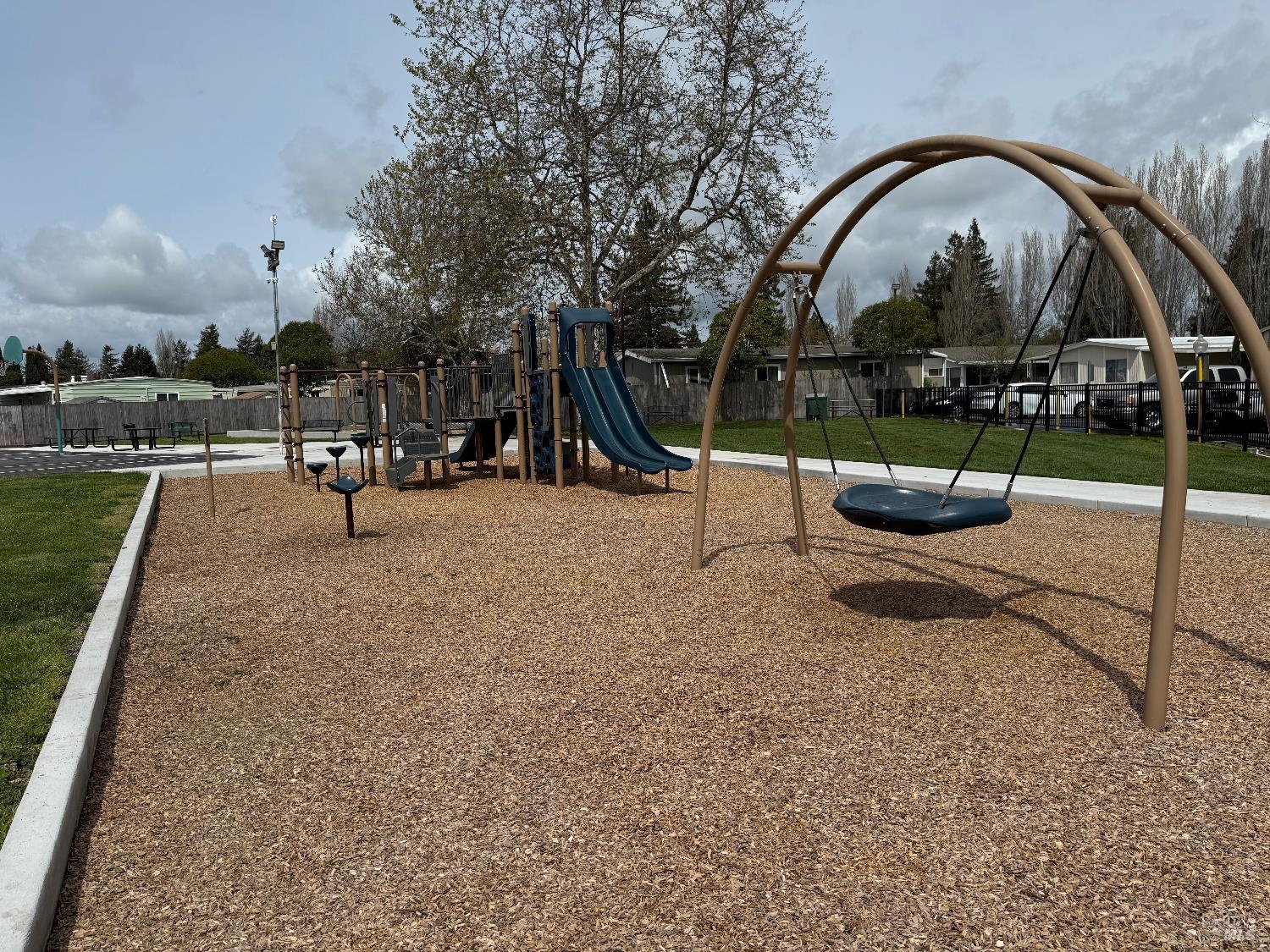 Detail Gallery Image 46 of 50 For 121 Pamplona Ct, Rohnert Park,  CA 94928 - 3 Beds | 2 Baths