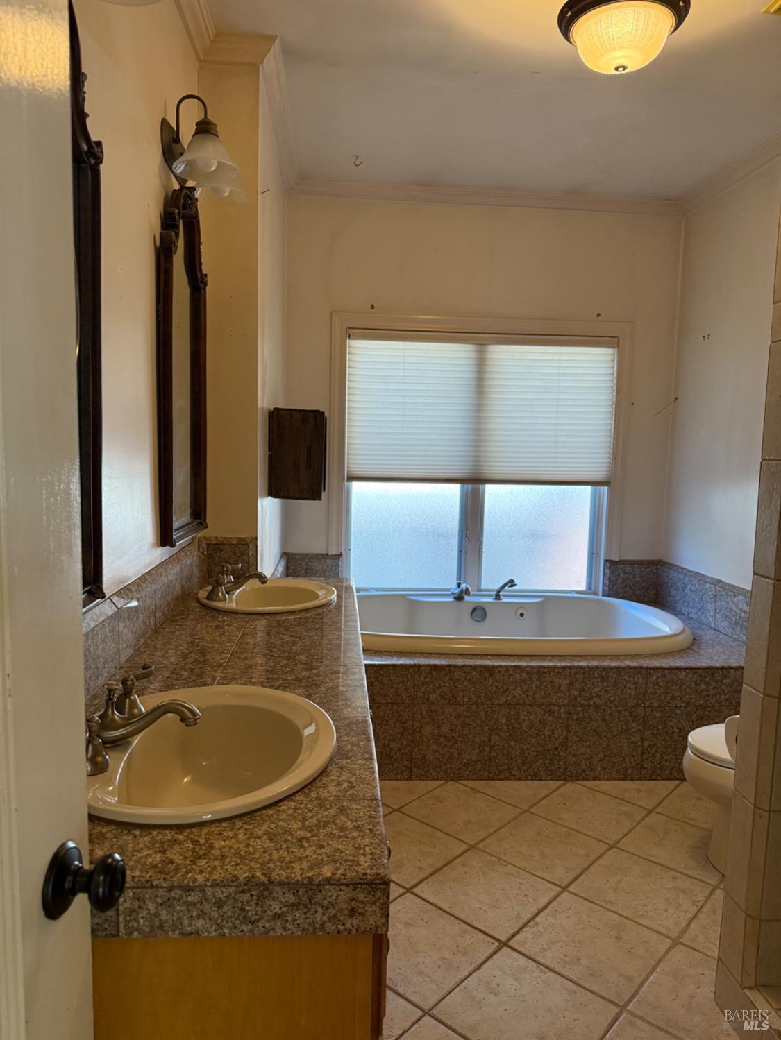 Detail Gallery Image 14 of 26 For 530 W Stephenson St, Ukiah,  CA 95482 - 3 Beds | 1/1 Baths