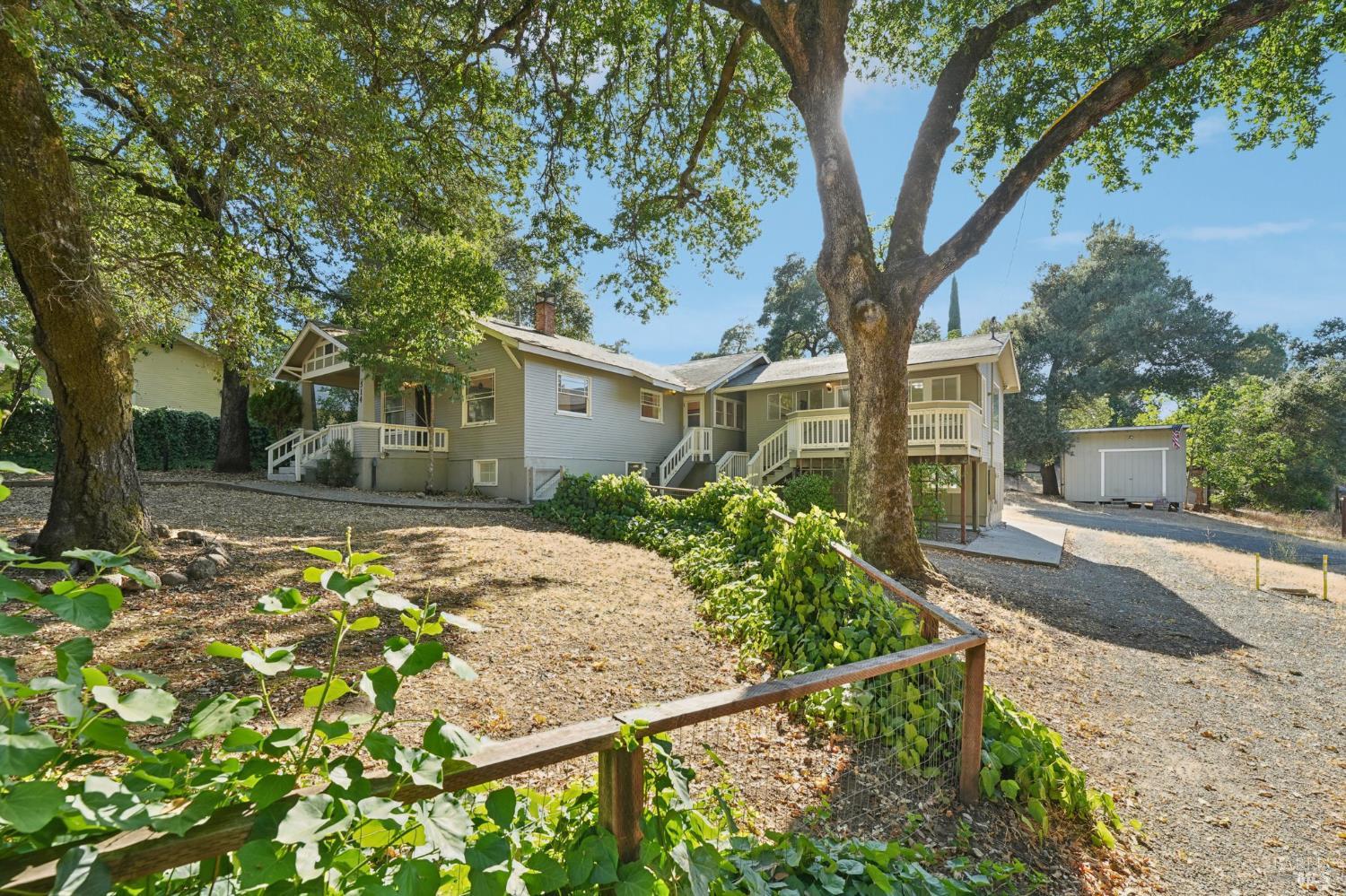 Detail Gallery Image 3 of 73 For 514 Sanitarium Rd, Saint Helena,  CA 94574 - 3 Beds | 3 Baths