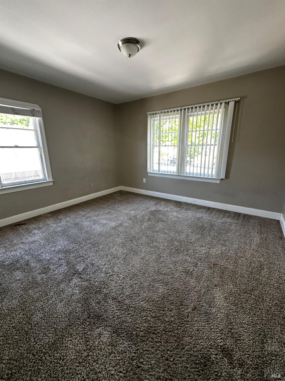 Detail Gallery Image 7 of 29 For 2015 Tennessee St, Vallejo,  CA 94590 - 4 Beds | 2 Baths