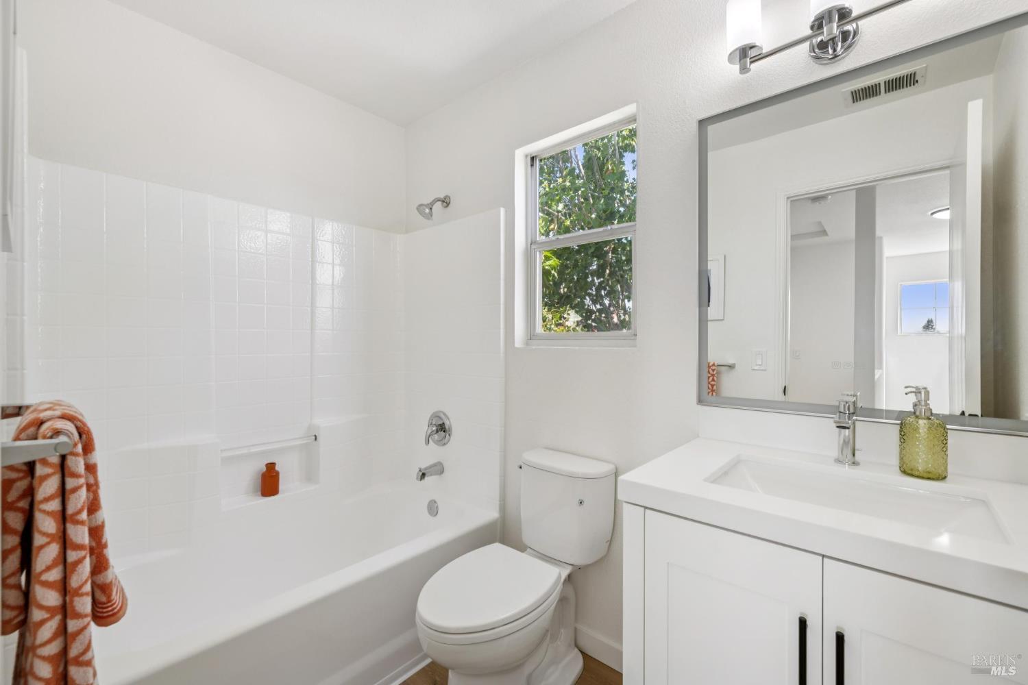Detail Gallery Image 20 of 47 For 542 Horizon Way, Santa Rosa,  CA 95407 - – Beds | – Baths