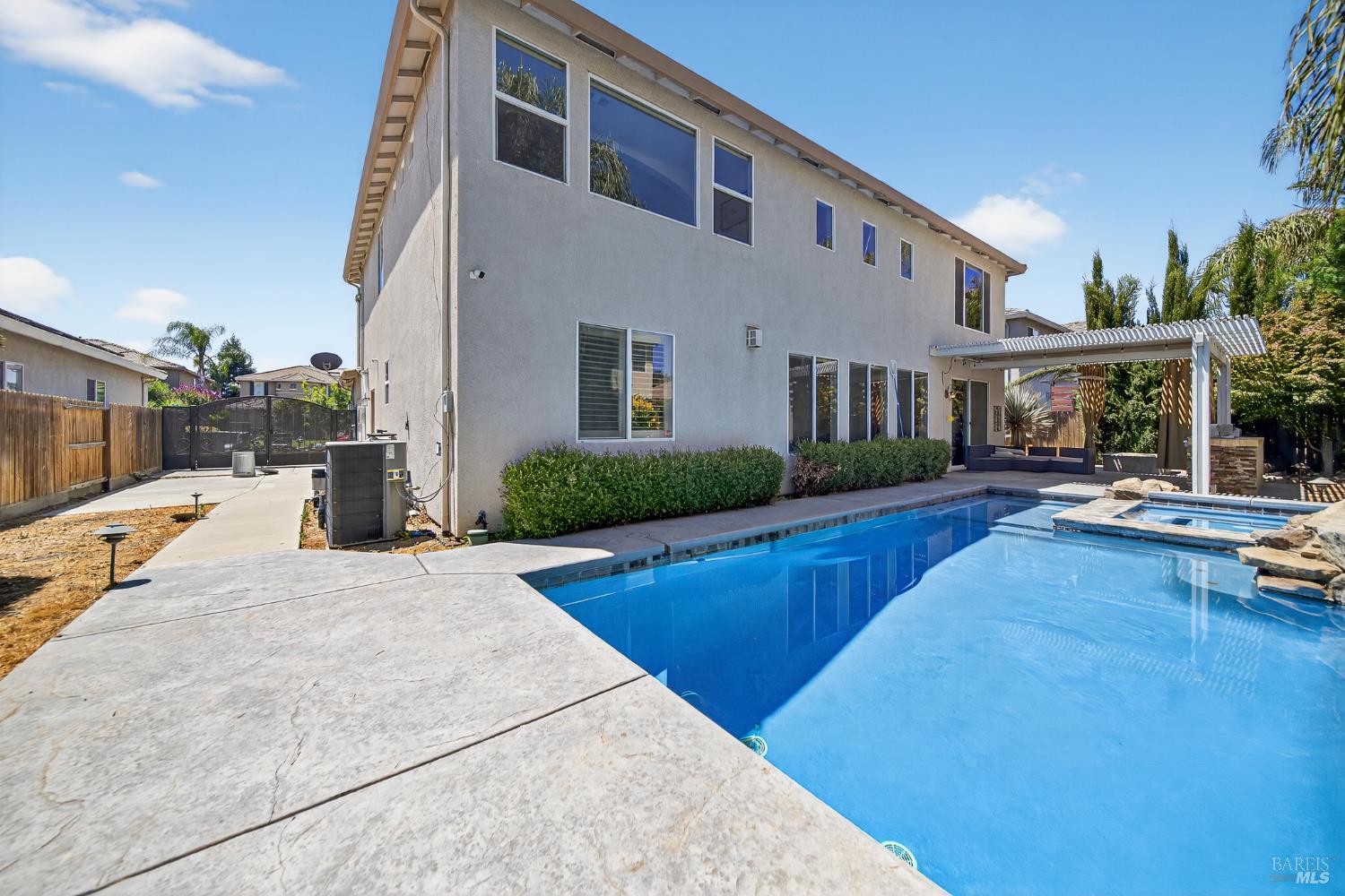 Detail Gallery Image 69 of 73 For 3034 W Clinton Ct, Visalia,  CA 93291 - 5 Beds | 3 Baths