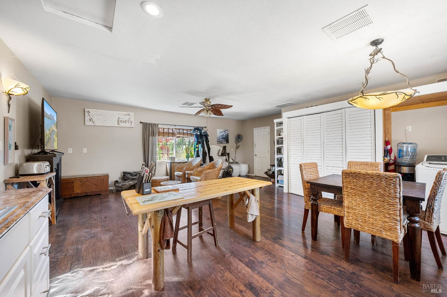 Detail Gallery Image 22 of 68 For 15000 Gray Pine Rd, Lower Lake,  CA 95457 - 1 Beds | 1 Baths