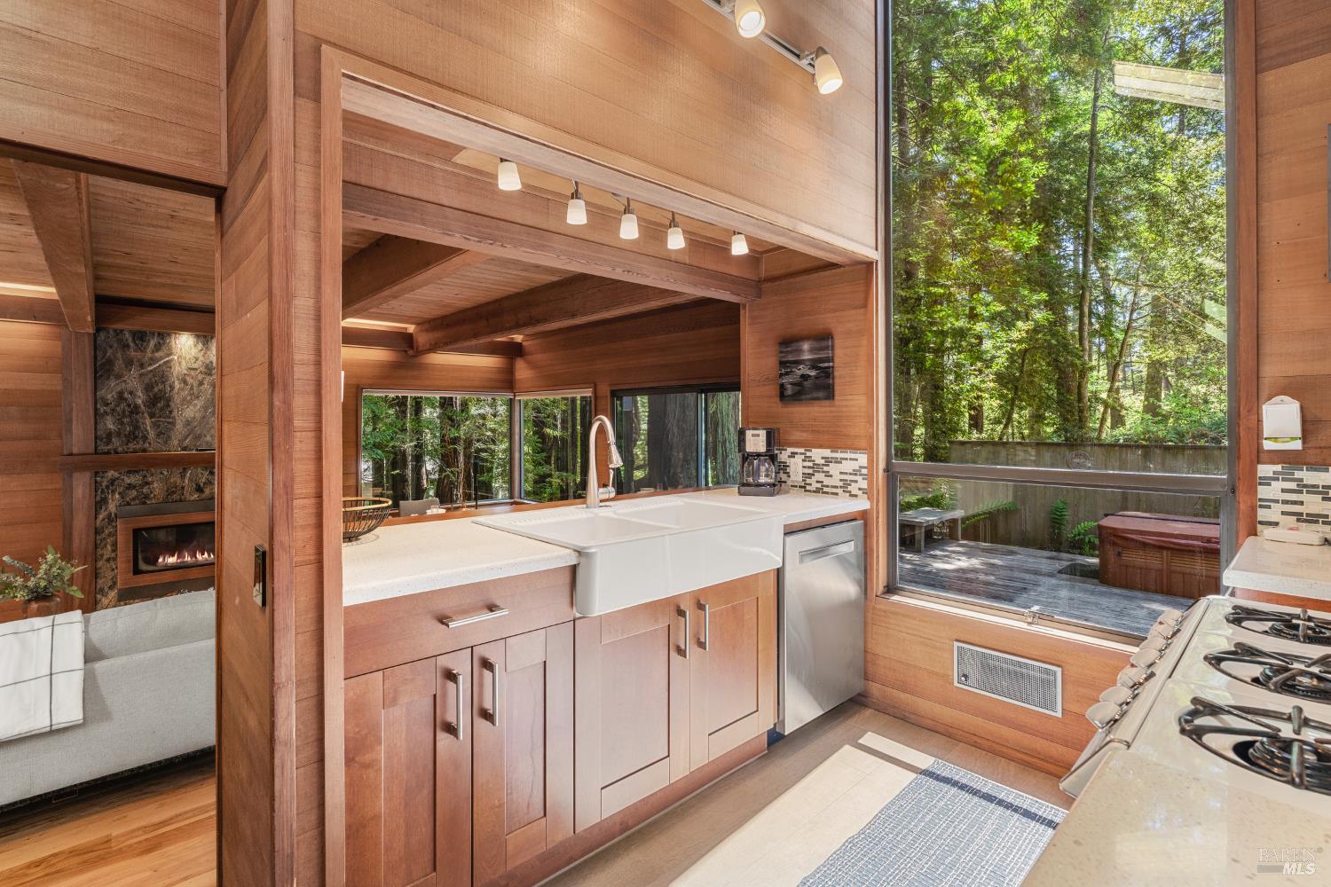 Detail Gallery Image 13 of 55 For 36419 East Ridge Rd, The Sea Ranch,  CA 95497 - 1 Beds | 2 Baths