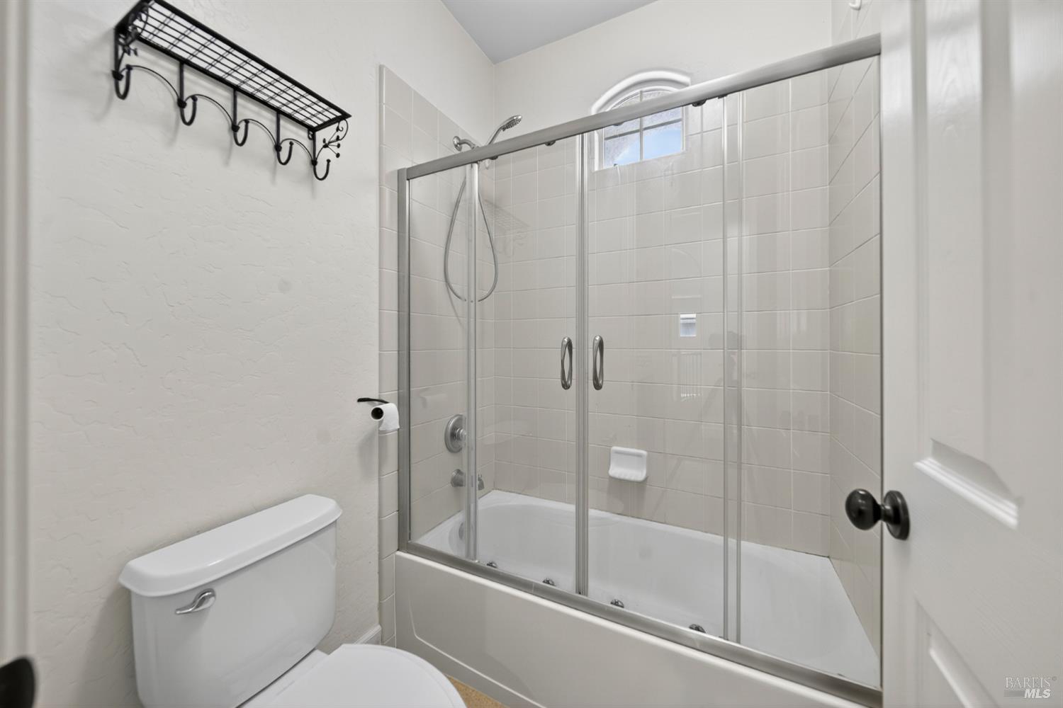 Detail Gallery Image 39 of 73 For 3034 W Clinton Ct, Visalia,  CA 93291 - 5 Beds | 3 Baths