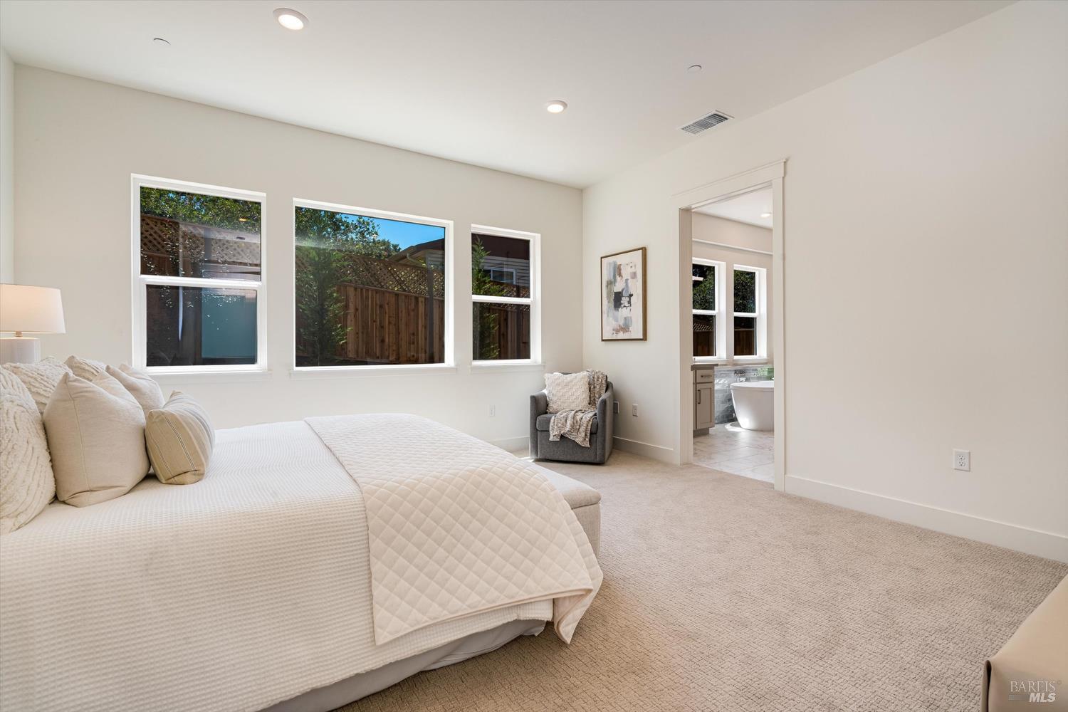 Detail Gallery Image 19 of 39 For 107 Grace Ln, Napa,  CA 94559 - 4 Beds | 3/1 Baths