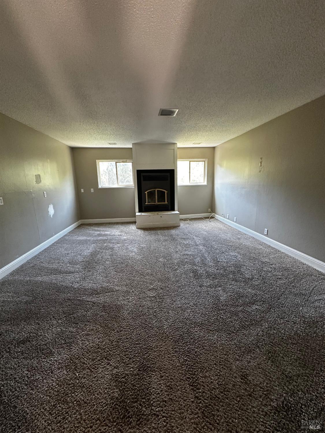 Detail Gallery Image 16 of 29 For 2015 Tennessee St, Vallejo,  CA 94590 - 4 Beds | 2 Baths