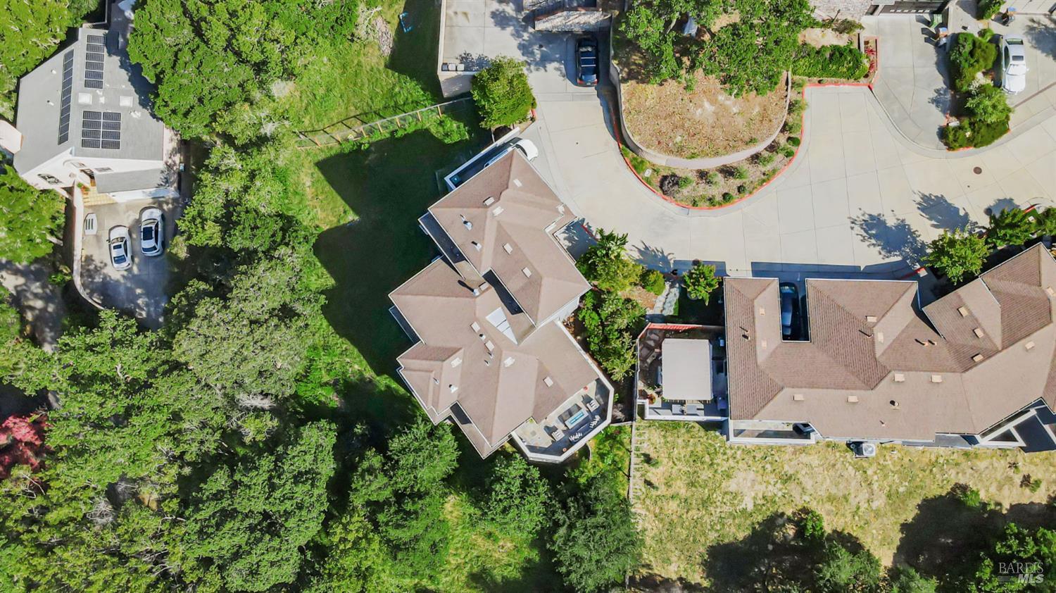 Detail Gallery Image 46 of 49 For 11 Edgehill Way, San Rafael,  CA 94903 - 4 Beds | 3/1 Baths