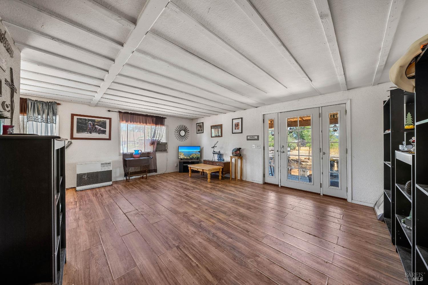 Detail Gallery Image 41 of 68 For 15000 Gray Pine Rd, Lower Lake,  CA 95457 - 1 Beds | 1 Baths