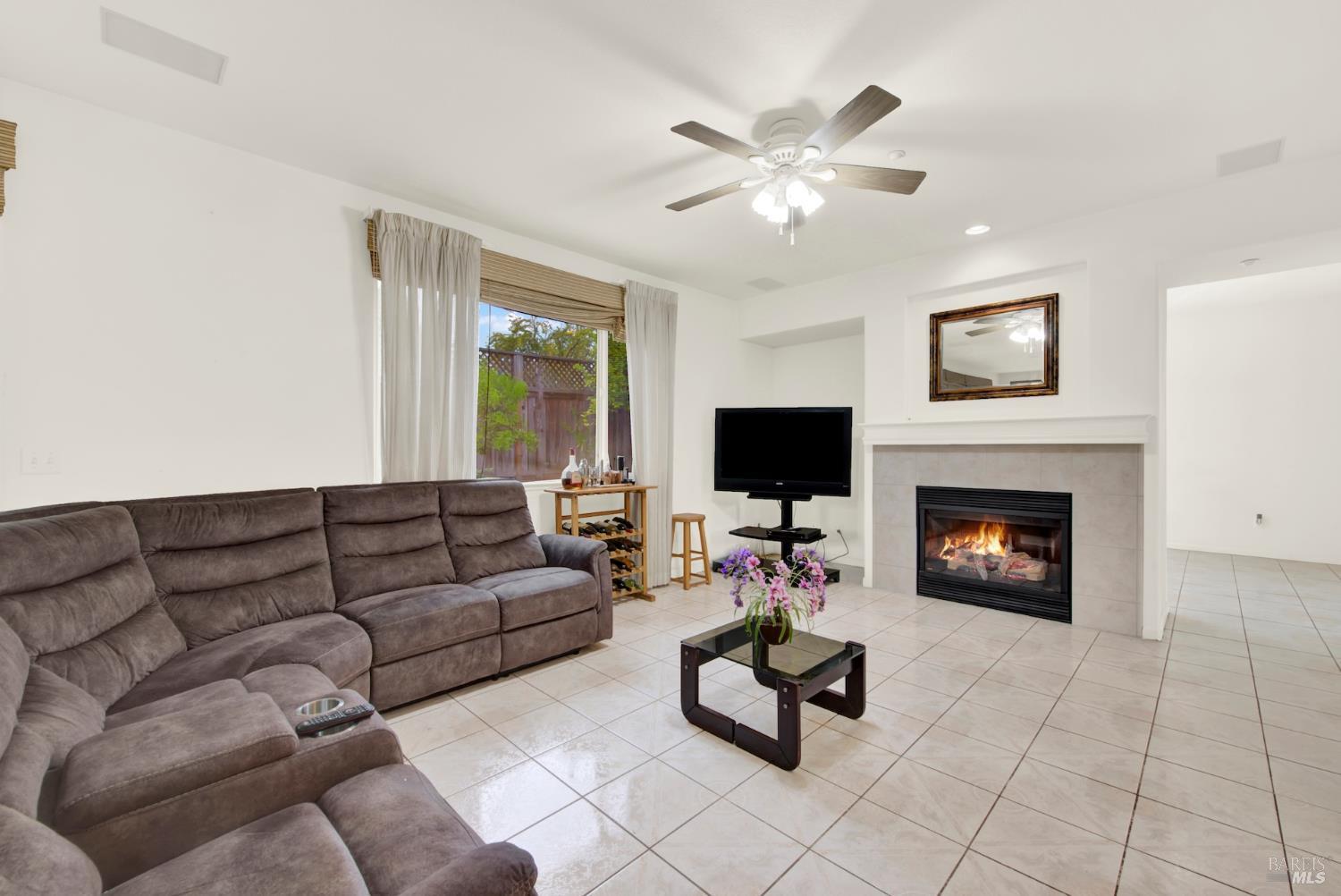 Detail Gallery Image 22 of 62 For 859 Liberty Dr, Napa,  CA 94559 - 4 Beds | 3 Baths