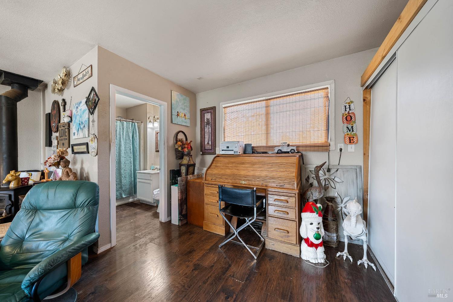 Detail Gallery Image 16 of 68 For 15000 Gray Pine Rd, Lower Lake,  CA 95457 - 1 Beds | 1 Baths