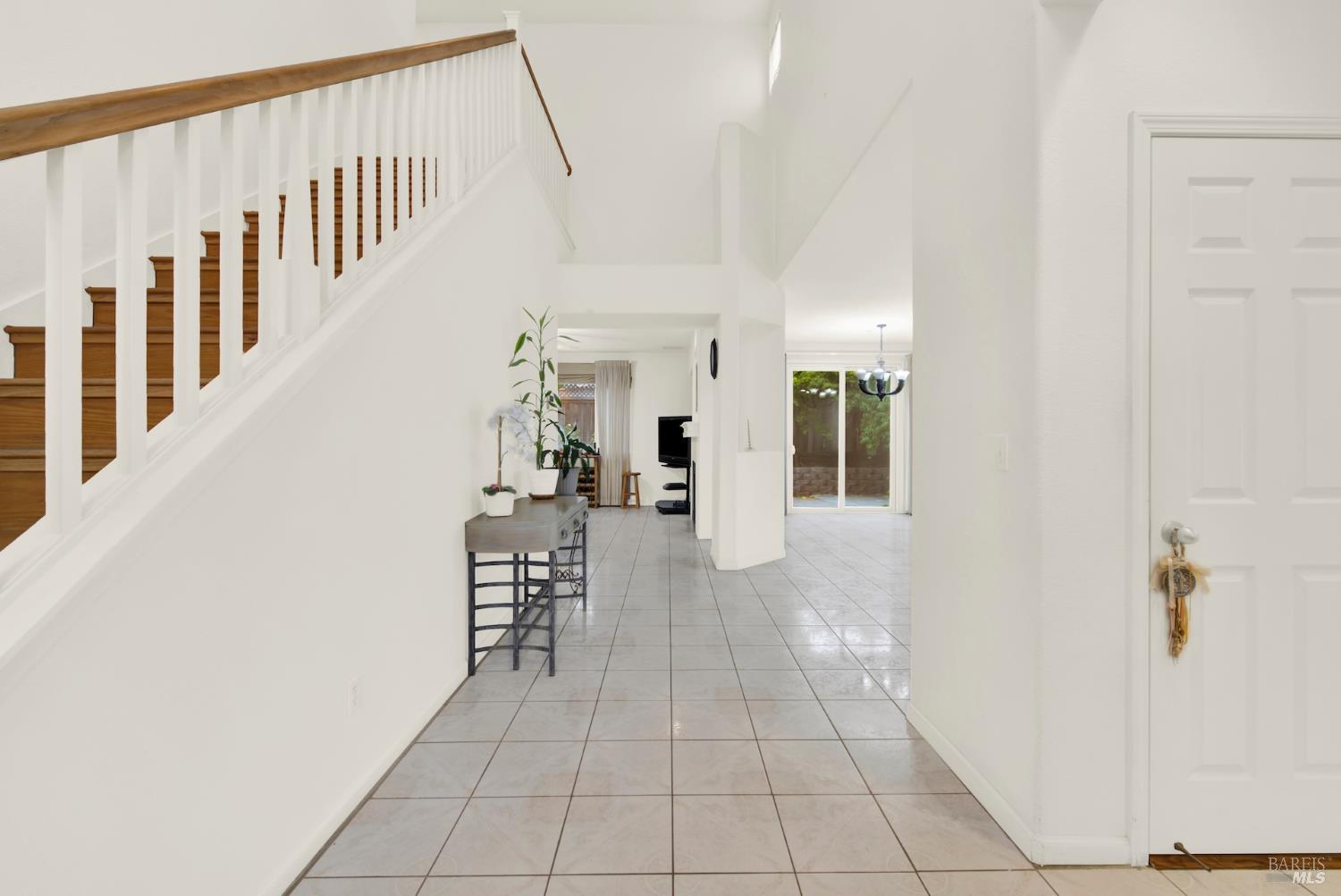 Detail Gallery Image 11 of 62 For 859 Liberty Dr, Napa,  CA 94559 - 4 Beds | 3 Baths