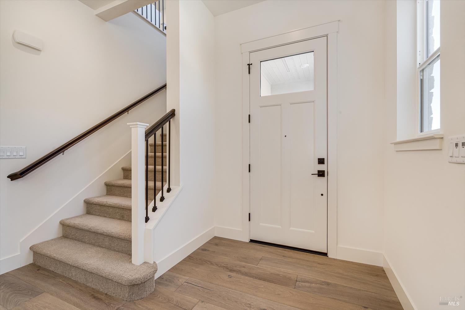 Detail Gallery Image 4 of 39 For 107 Grace Ln, Napa,  CA 94559 - 4 Beds | 3/1 Baths