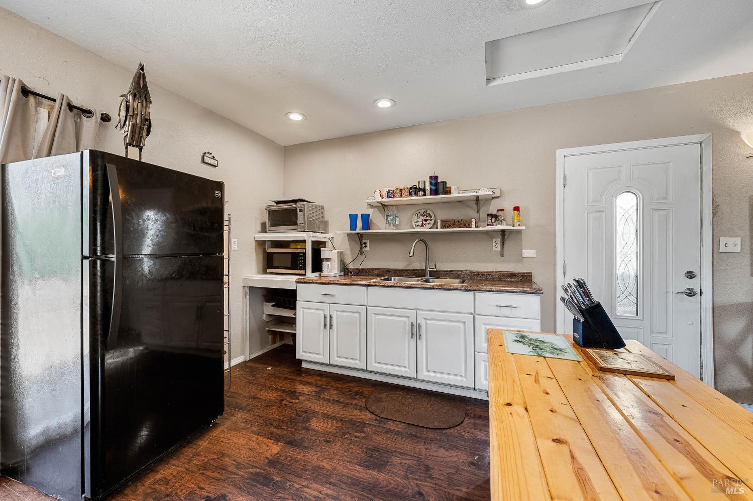 Detail Gallery Image 21 of 68 For 15000 Gray Pine Rd, Lower Lake,  CA 95457 - 1 Beds | 1 Baths
