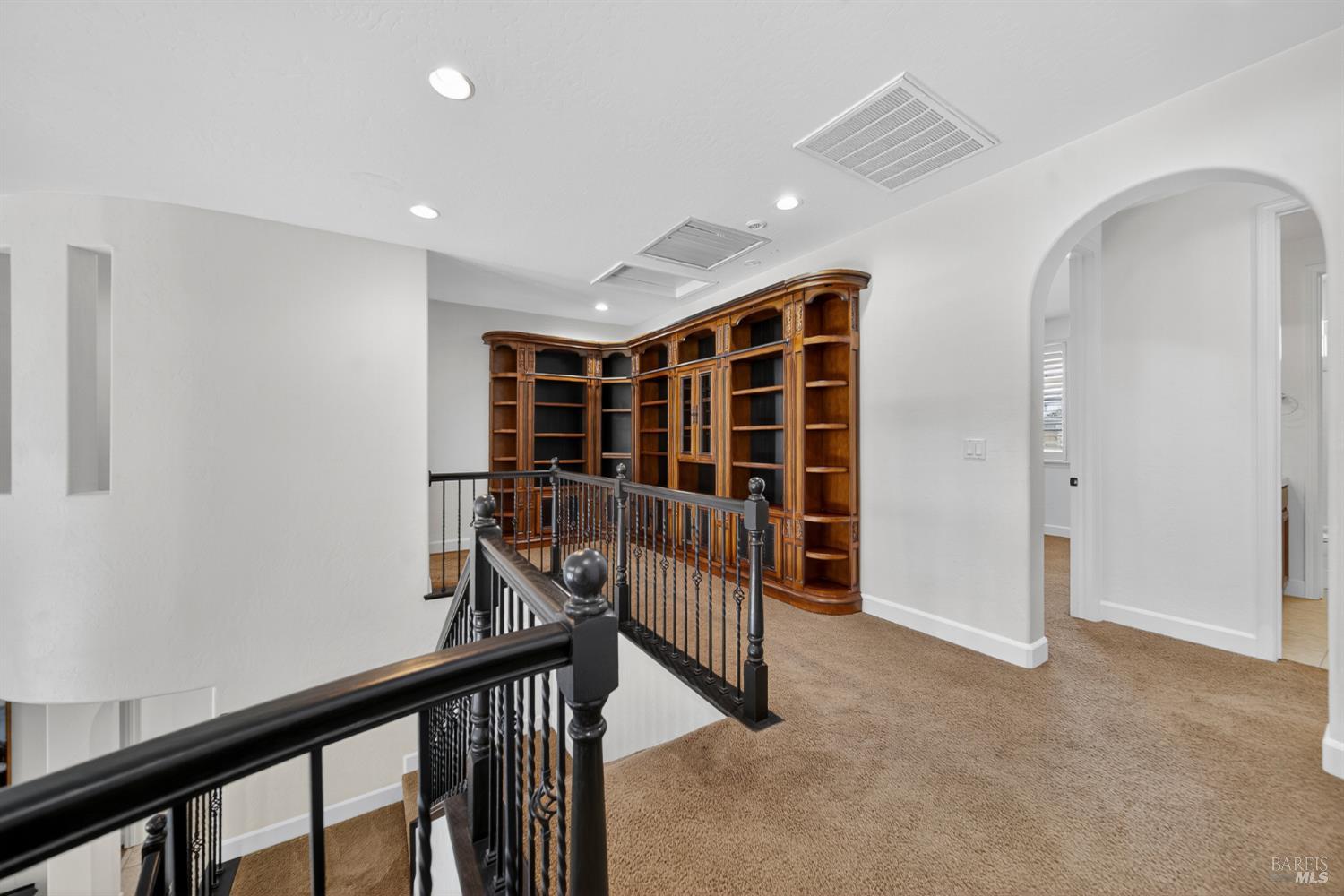 Detail Gallery Image 45 of 73 For 3034 W Clinton Ct, Visalia,  CA 93291 - 5 Beds | 3 Baths