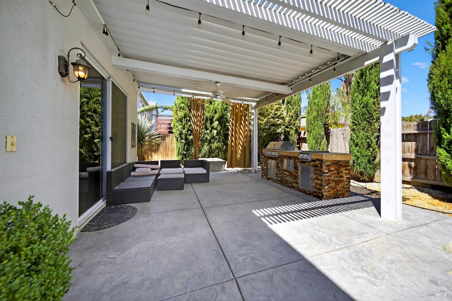 Detail Gallery Image 68 of 73 For 3034 W Clinton Ct, Visalia,  CA 93291 - 5 Beds | 3 Baths
