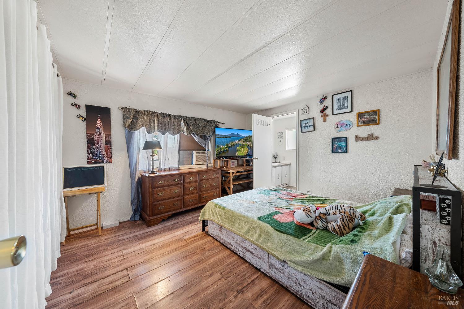 Detail Gallery Image 52 of 68 For 15000 Gray Pine Rd, Lower Lake,  CA 95457 - 1 Beds | 1 Baths