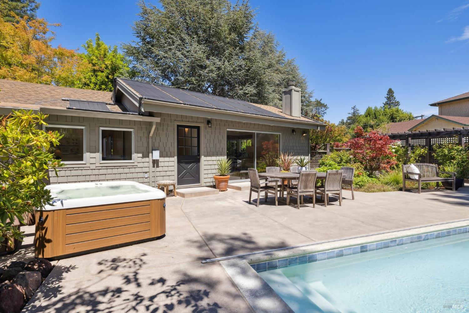 Detail Gallery Image 43 of 53 For 97 Florence Ave, San Anselmo,  CA 94960 - 2 Beds | 1/1 Baths