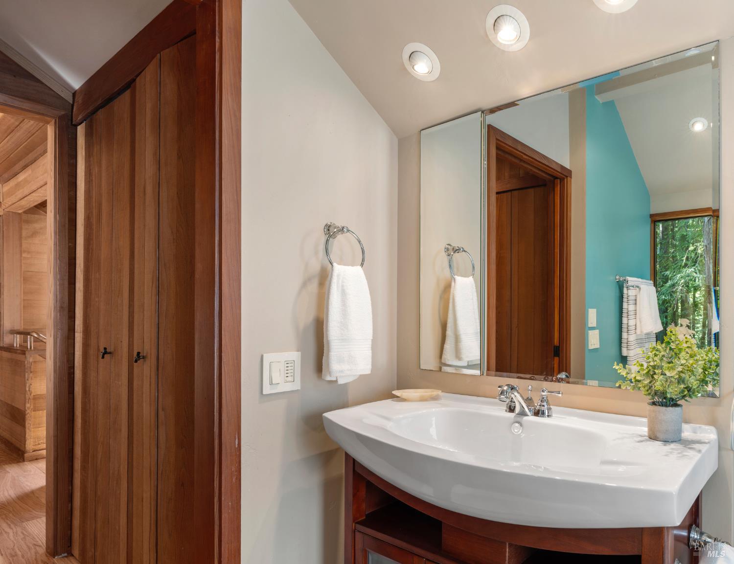 Detail Gallery Image 40 of 55 For 36419 East Ridge Rd, The Sea Ranch,  CA 95497 - 1 Beds | 2 Baths