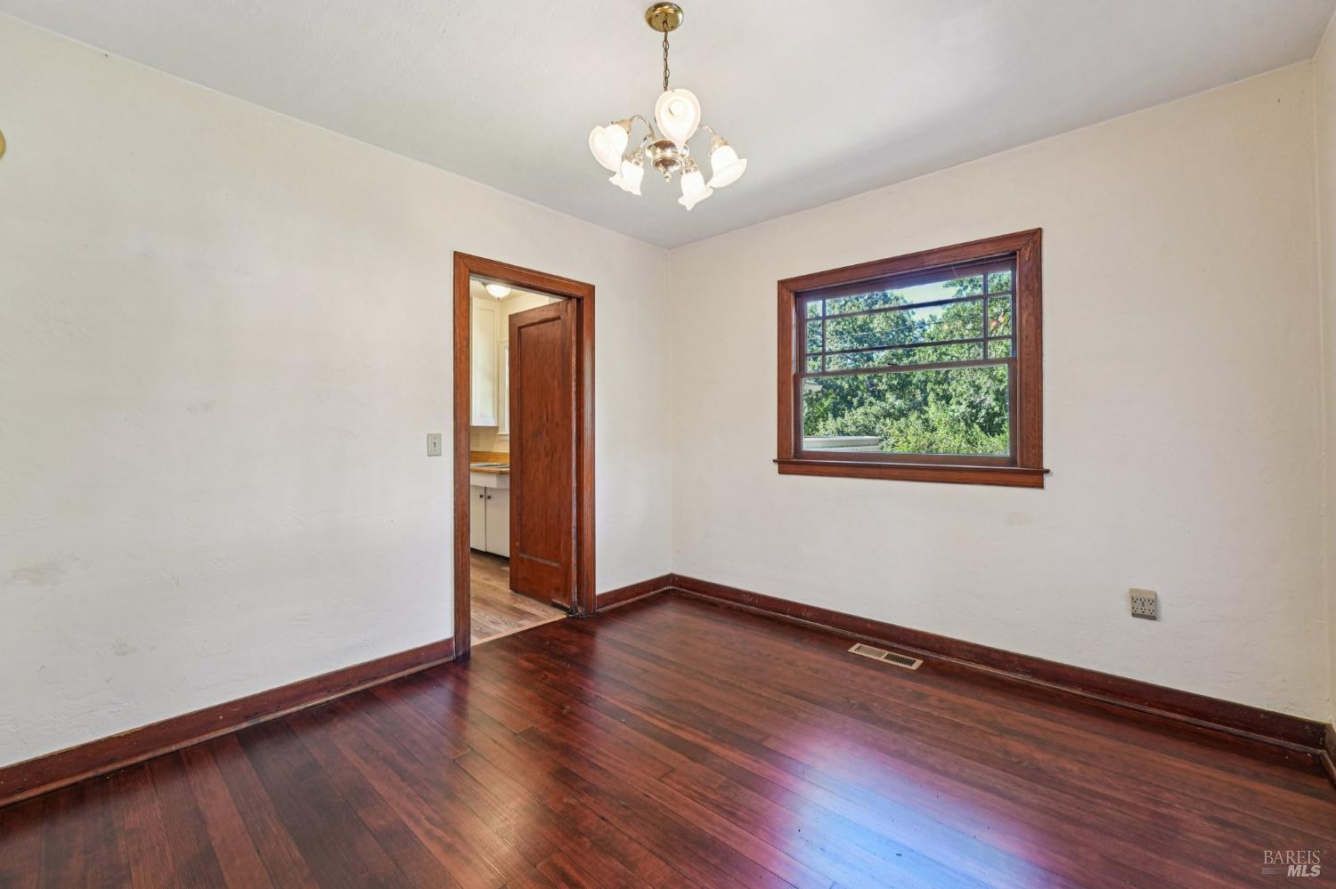 Detail Gallery Image 23 of 73 For 514 Sanitarium Rd, Saint Helena,  CA 94574 - 3 Beds | 3 Baths