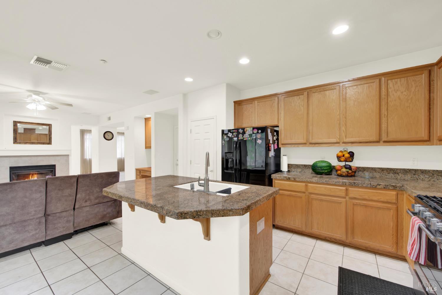Detail Gallery Image 28 of 62 For 859 Liberty Dr, Napa,  CA 94559 - 4 Beds | 3 Baths