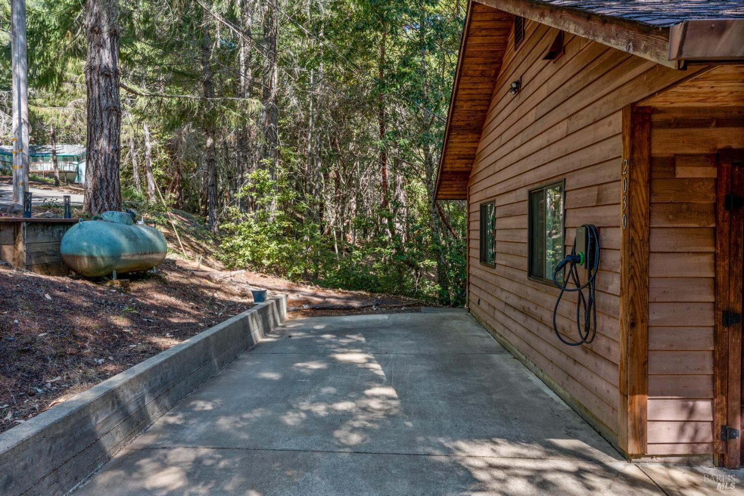 Detail Gallery Image 24 of 29 For 2030 Buckeye Dr, Willits,  CA 95490 - 3 Beds | 2 Baths