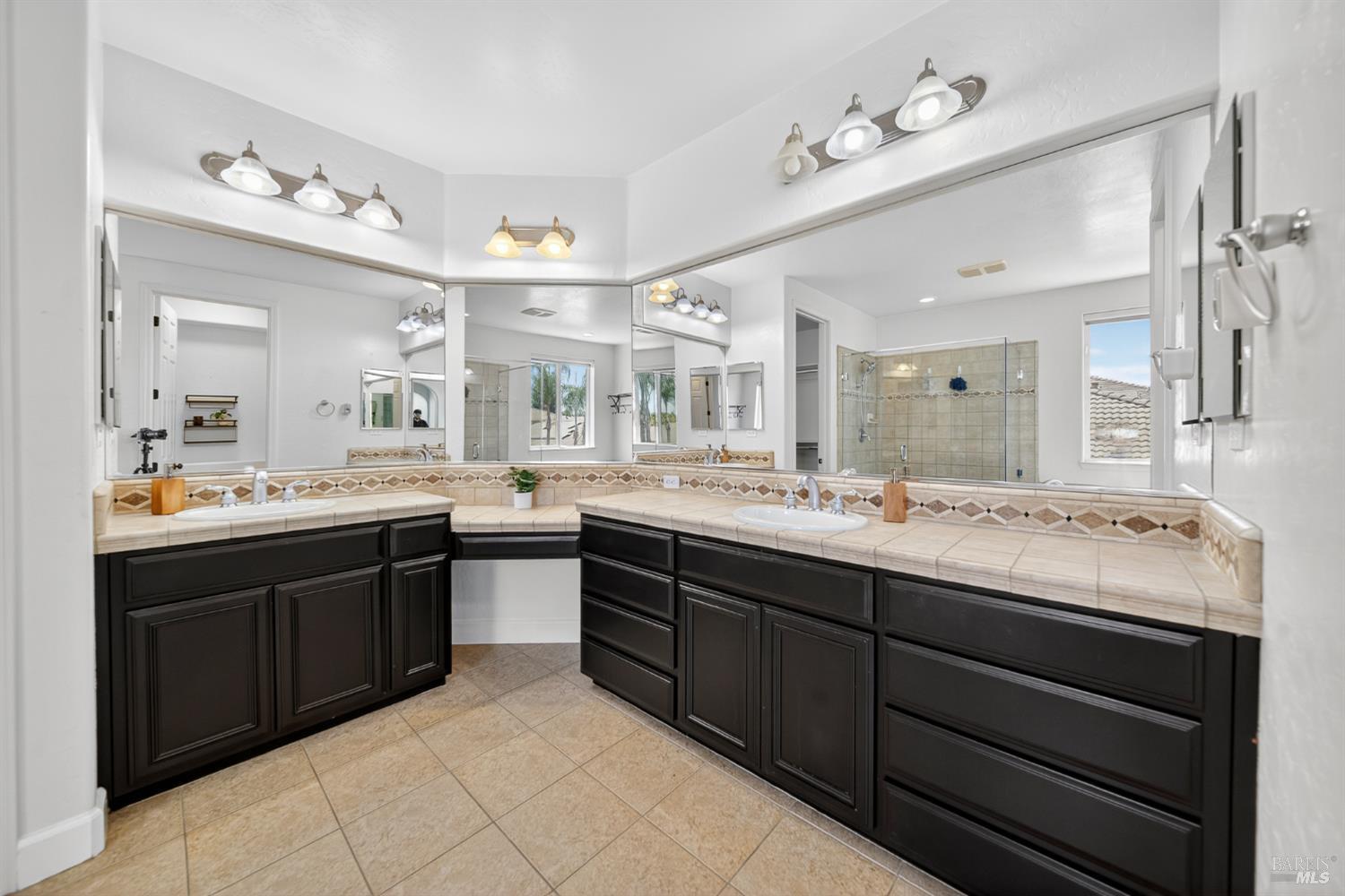 Detail Gallery Image 55 of 73 For 3034 W Clinton Ct, Visalia,  CA 93291 - 5 Beds | 3 Baths