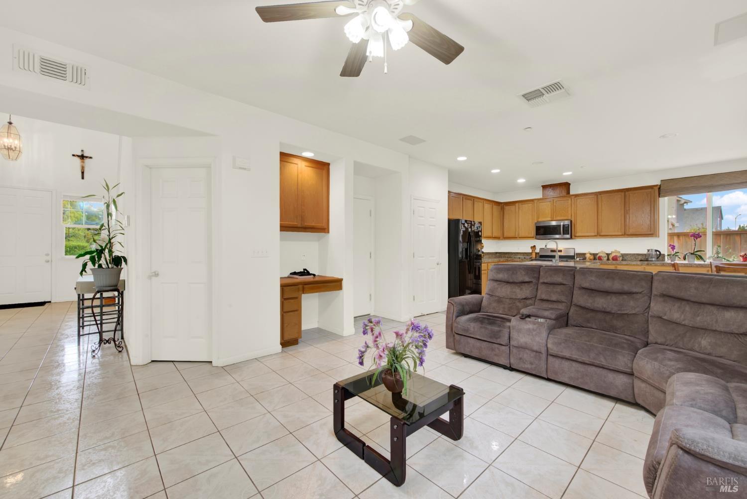 Detail Gallery Image 20 of 62 For 859 Liberty Dr, Napa,  CA 94559 - 4 Beds | 3 Baths