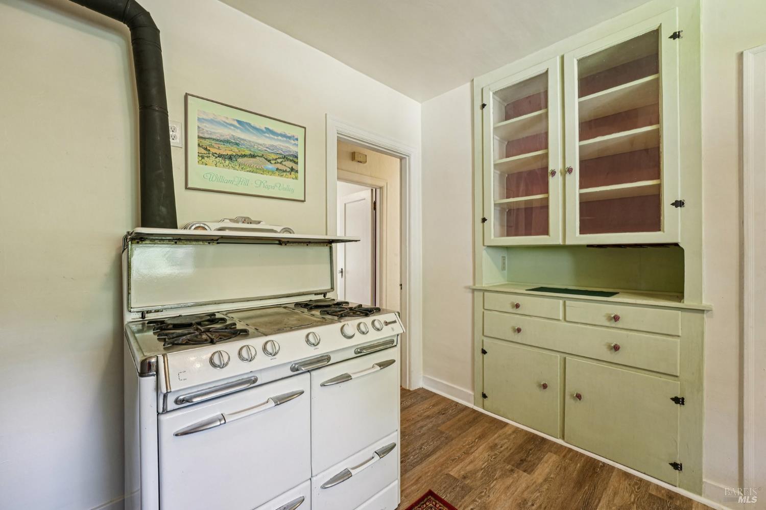 Detail Gallery Image 14 of 73 For 514 Sanitarium Rd, Saint Helena,  CA 94574 - 3 Beds | 3 Baths
