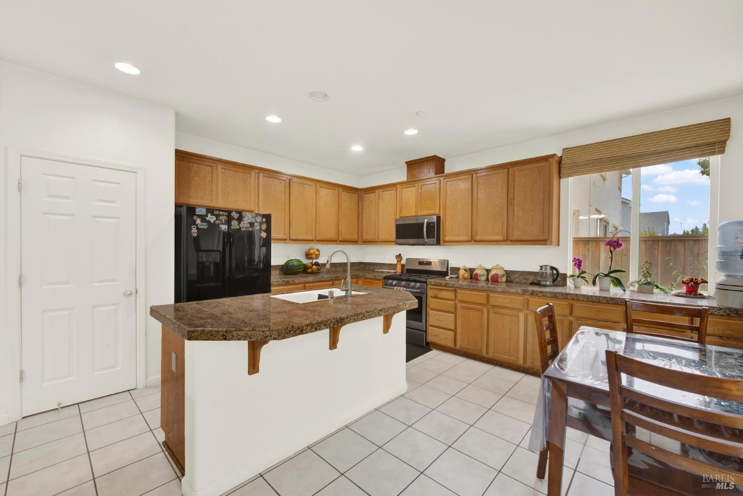 Detail Gallery Image 29 of 62 For 859 Liberty Dr, Napa,  CA 94559 - 4 Beds | 3 Baths