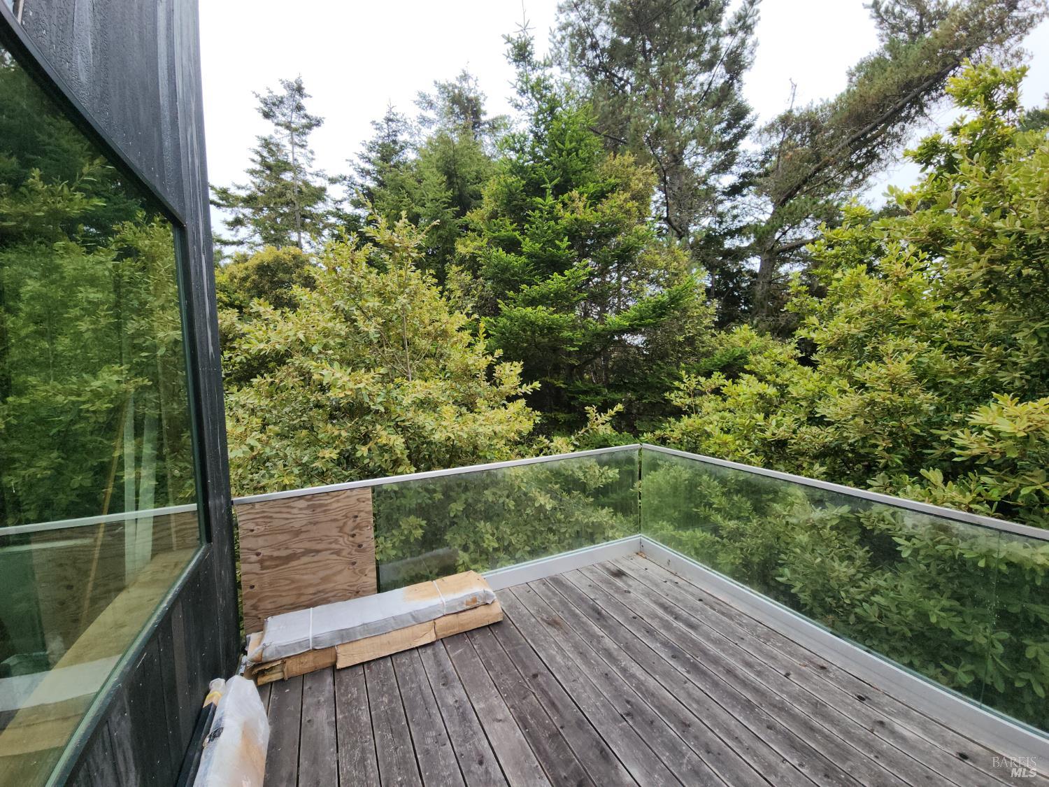 Detail Gallery Image 21 of 53 For 15551 Forest View Rd, Manchester,  CA 95459 - 2 Beds | 2 Baths