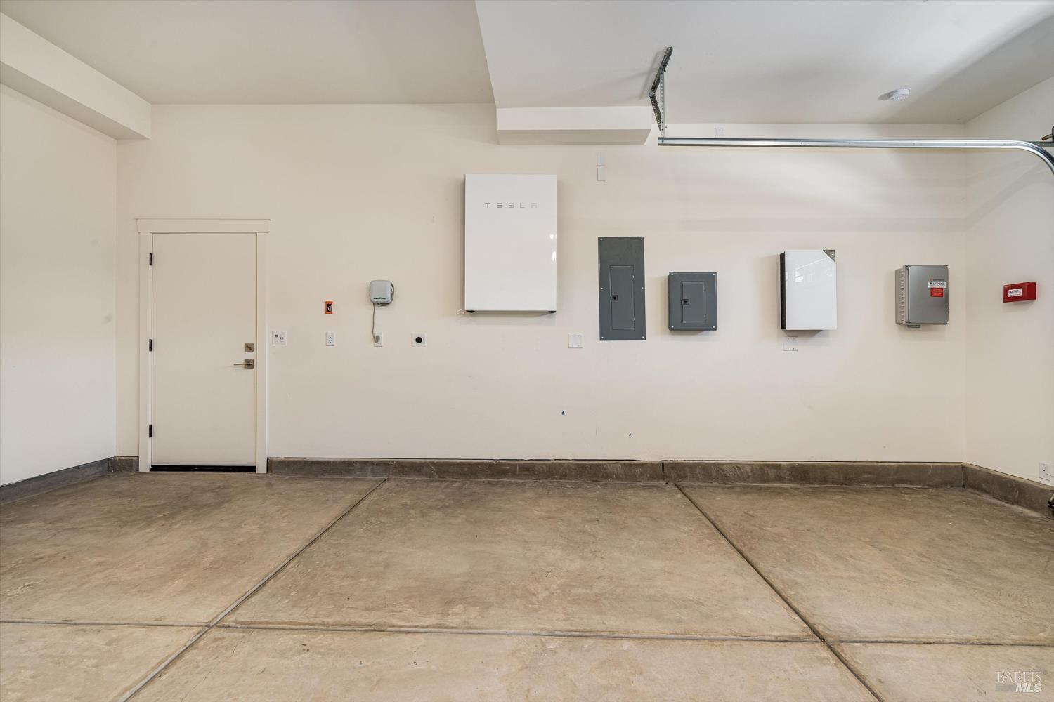 Detail Gallery Image 38 of 39 For 107 Grace Ln, Napa,  CA 94559 - 4 Beds | 3/1 Baths